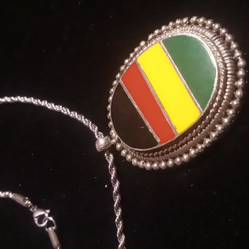 Pendant rope chain necklace stainless steel .18 inches long